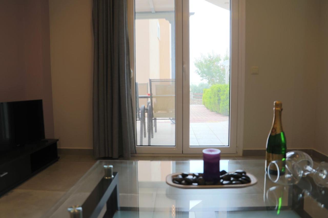 Deluxe Apartments Andreas Limenaria  Bagian luar foto